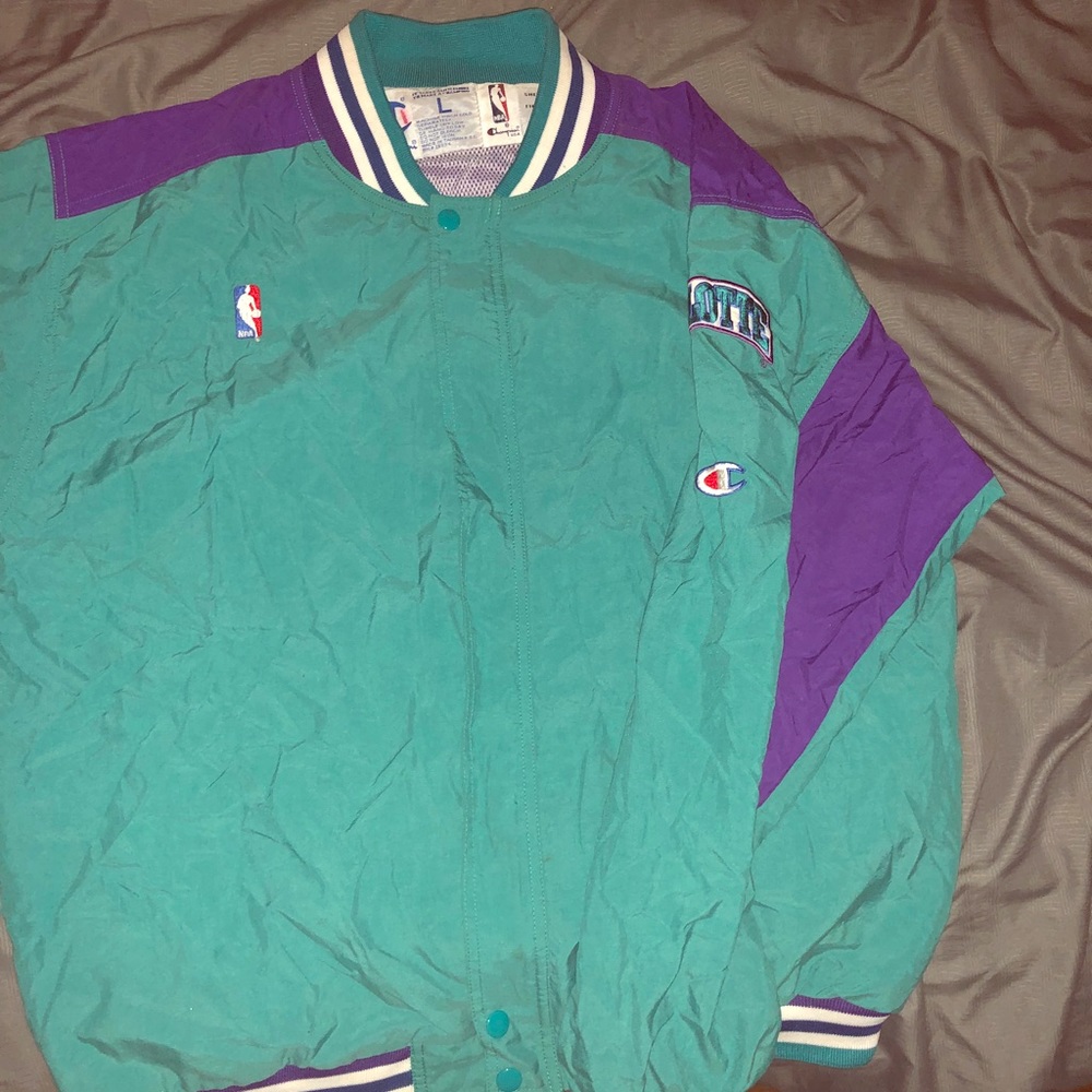 Rare Champion Charlotte Hornets warm up
